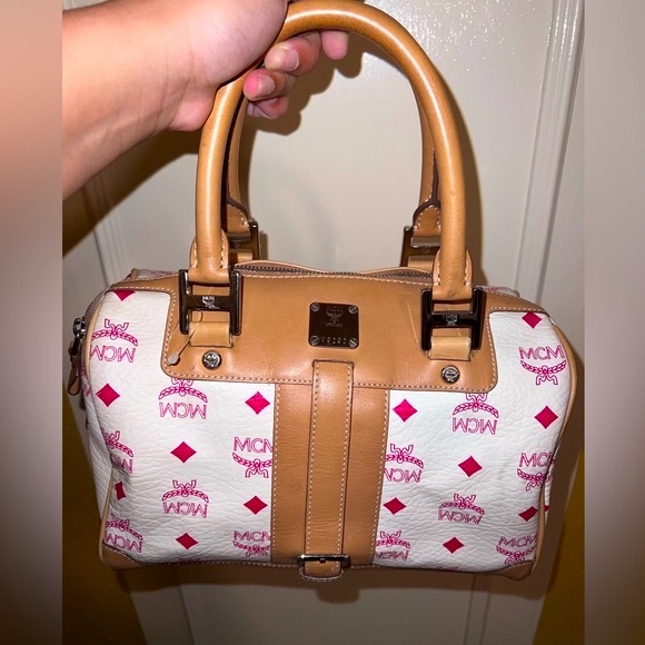 MCM Boston Leather Bag - Picture 4 of 7